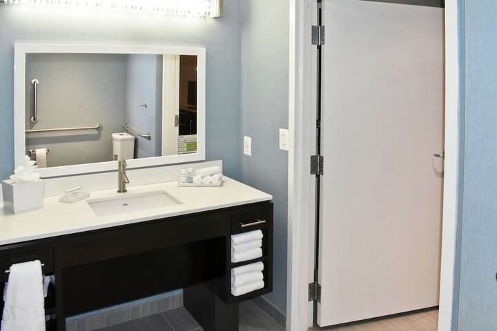 Home2 Suites by Hilton Charles Town