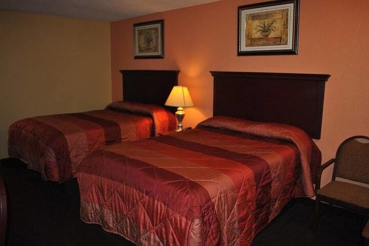 Room 21 of 27