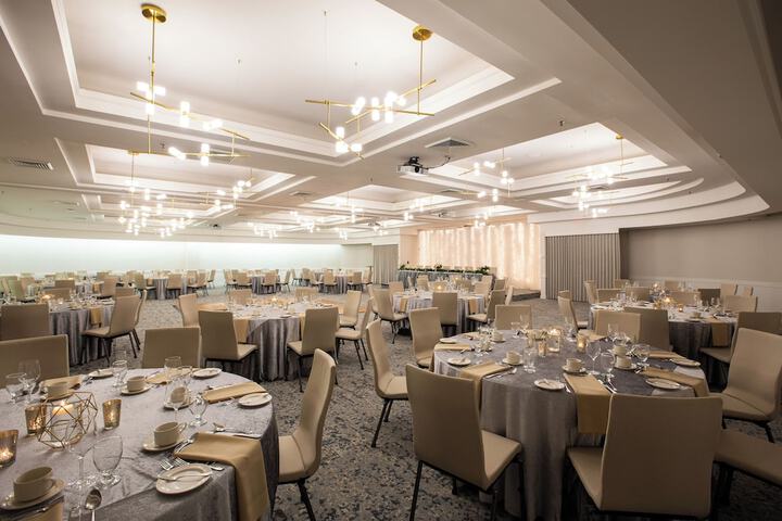 Ballroom/Hall 38 of 40