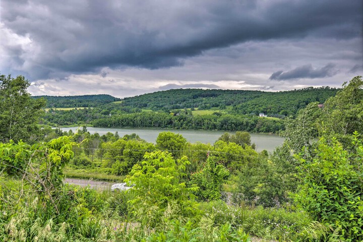 Private Retreat w / Deck: 1 Mi From Cowanesque Lake