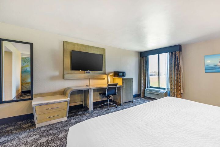 Room 41 of 80