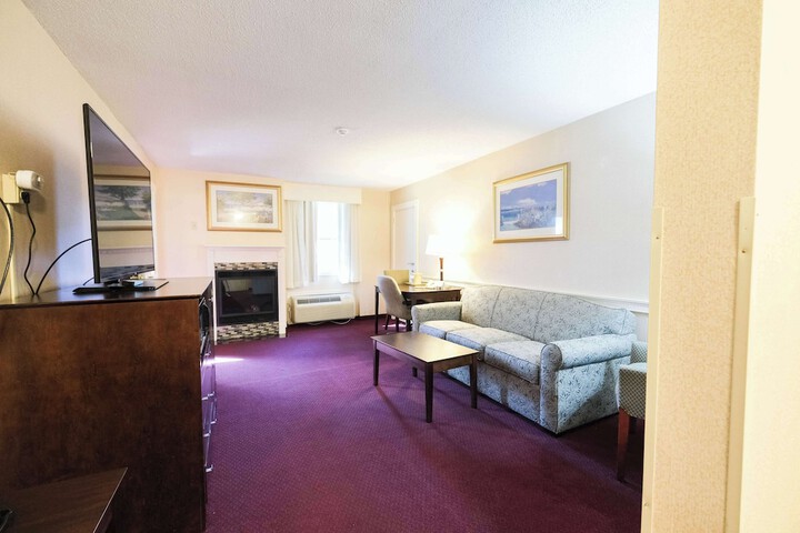 Room 95 of 113