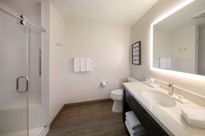 Room 43 of 81
