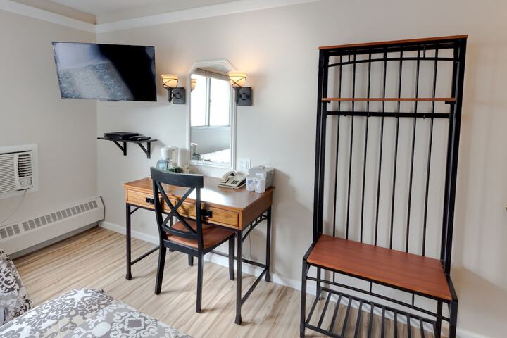 Room 21 of 52