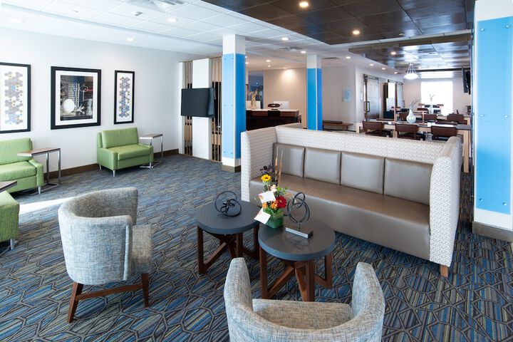 Hotel 5 of 61