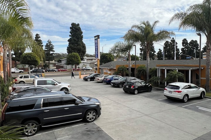 Hotel 4 of 14