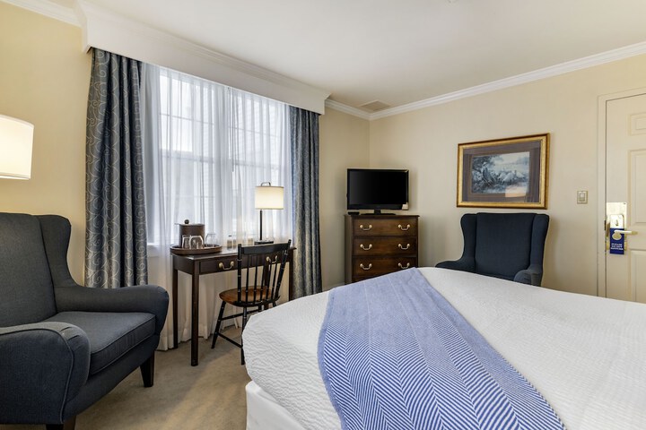 Room 49 of 72