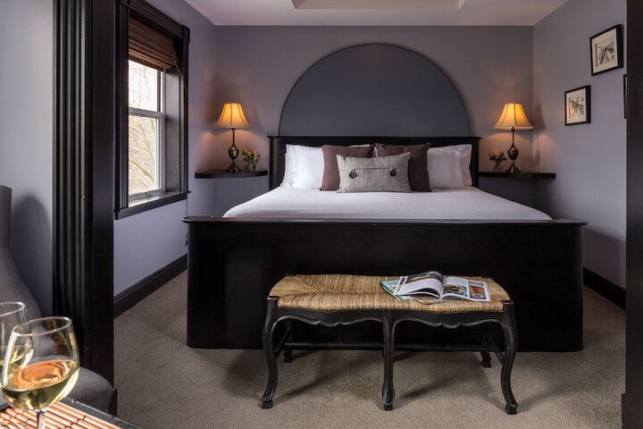 Room 51 of 73