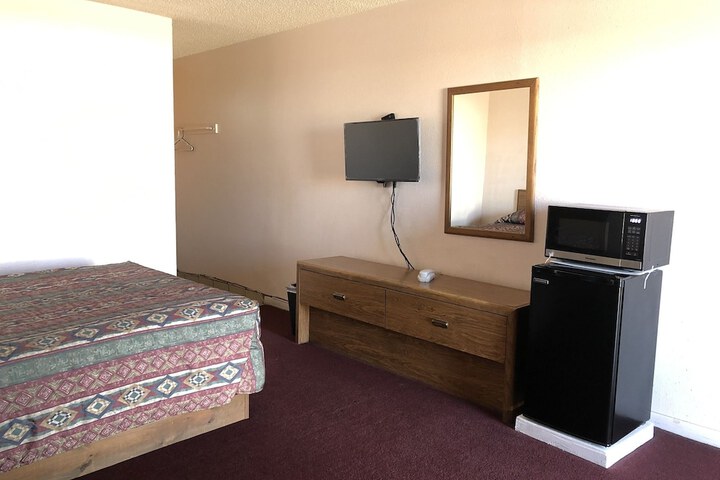 Room 13 of 24
