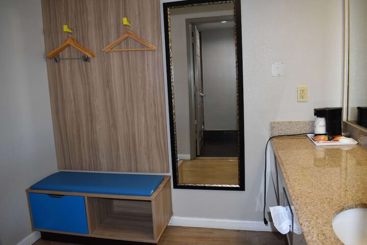 Room 18 of 40