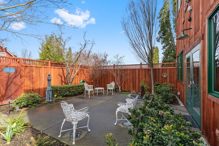 Terrace/Patio 44 of 47