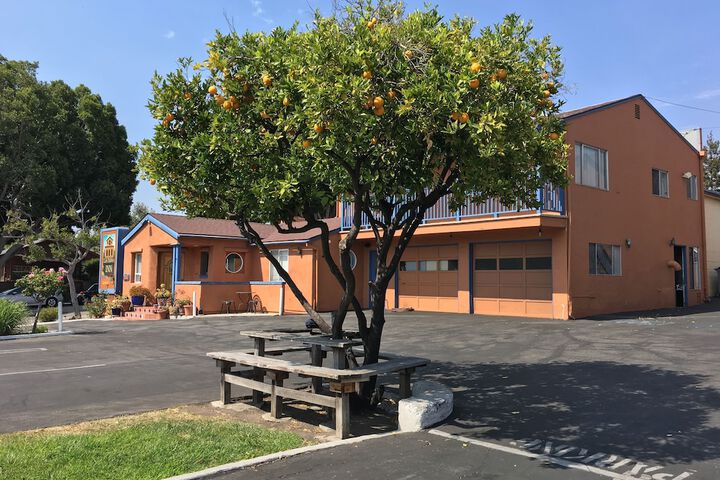 Los Padres Inn