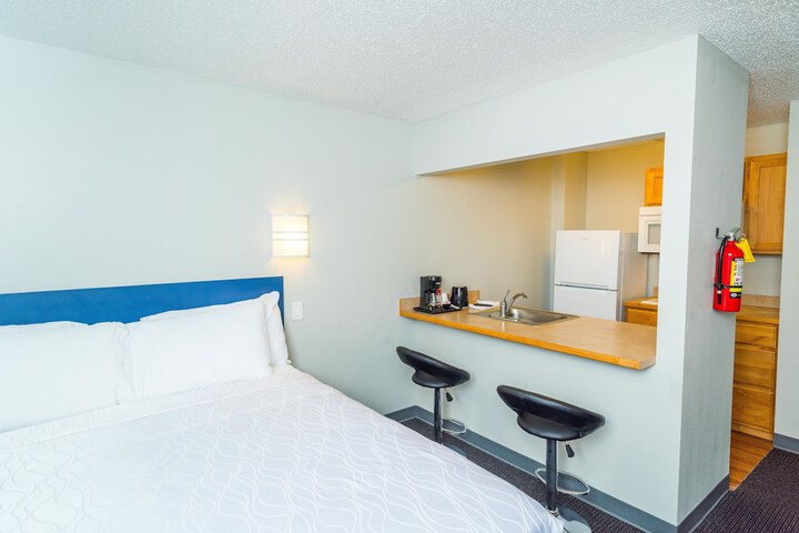 Studio Z an Ascend Collection Hotel