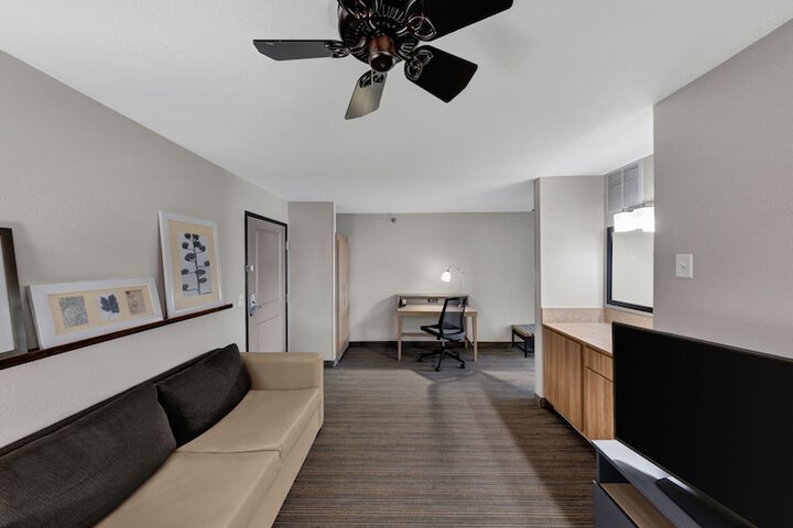Room 15 of 55