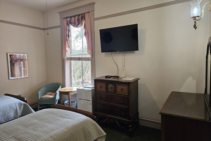 Room 30 of 95
