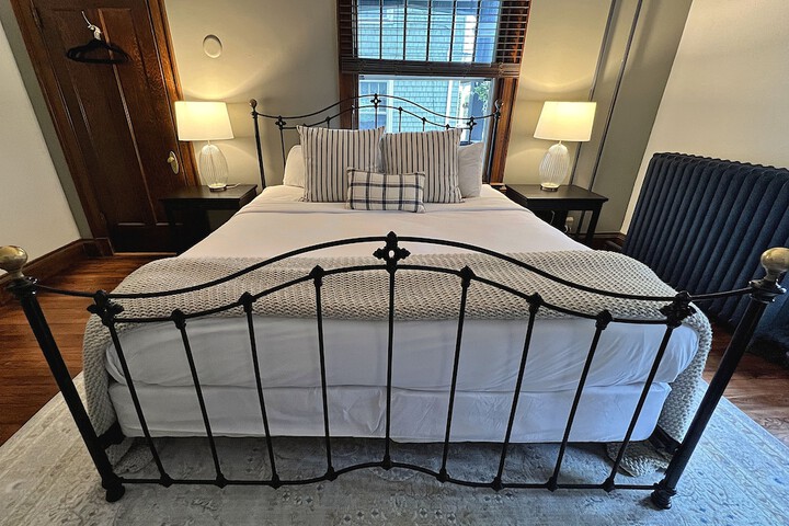 Room 41 of 57