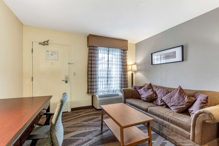 Room 22 of 45