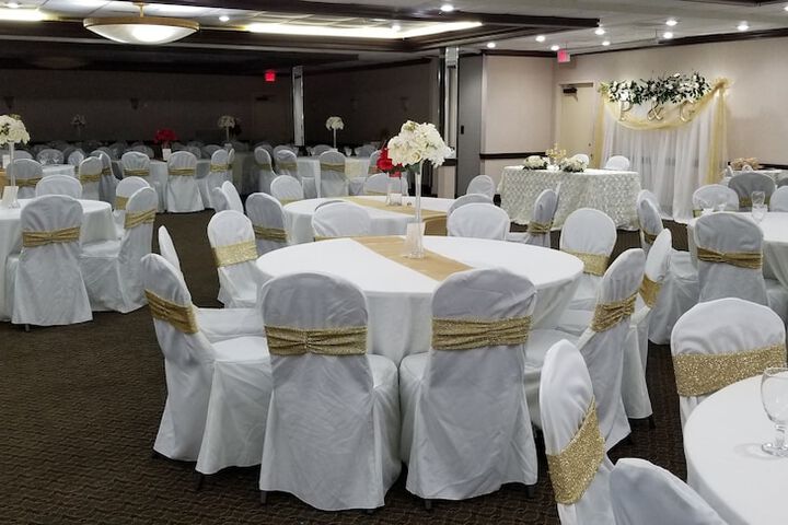 Ballroom/Hall 50 of 58