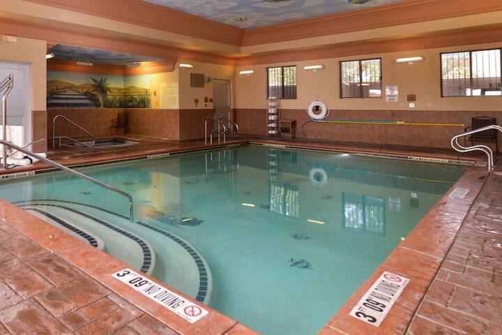 Pool 10 of 63