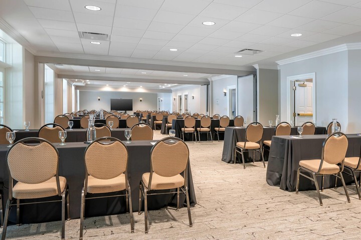 Heidel House Hotel and Conference Center an Ascend Collection Hotel