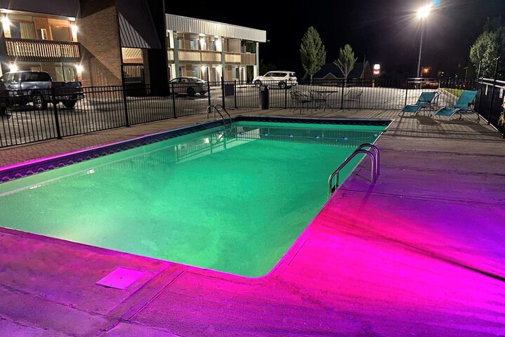Pool 6 of 35