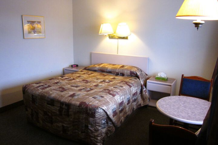 Room 16 of 17