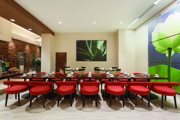 Hilton Garden Inn Rochester Downtown NY