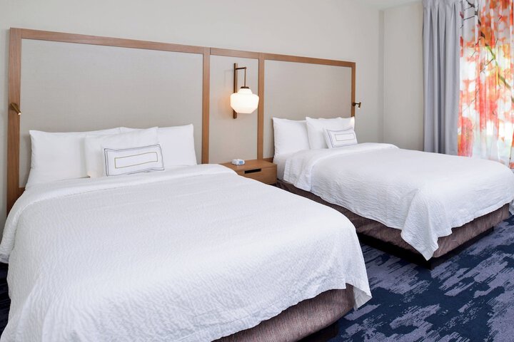 Fairfield Inn & Suites by Marriott Arlington Six Flags