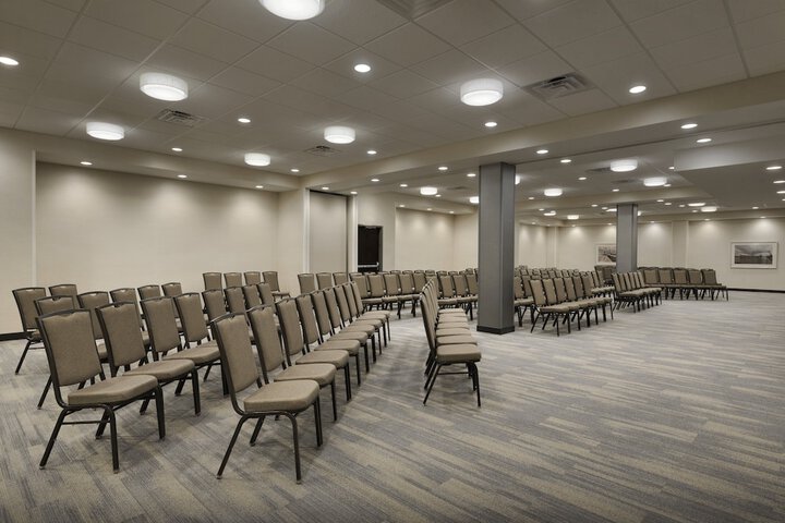 Holiday Inn & Suites Duluth Downtown by IHG