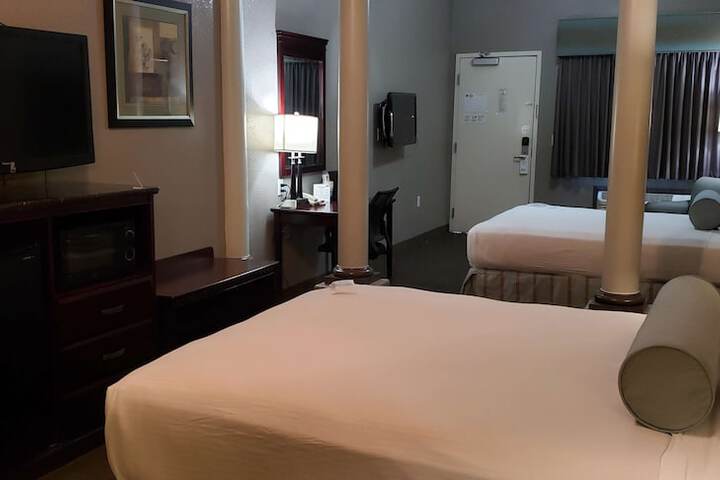 Room 6 of 37