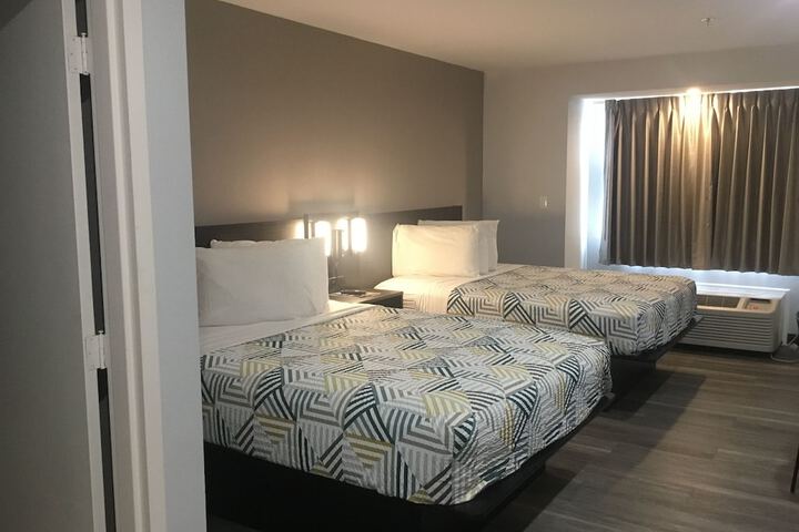 Room 22 of 37