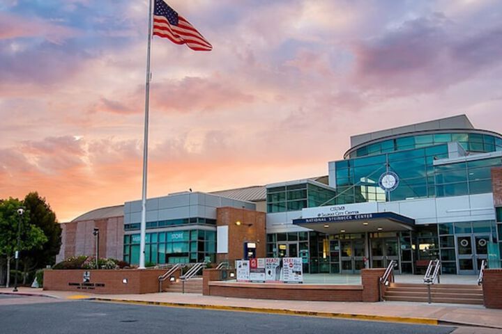 Holiday Inn Express & Suites Salinas by IHG