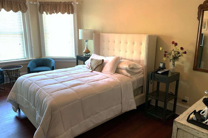 Room 68 of 92
