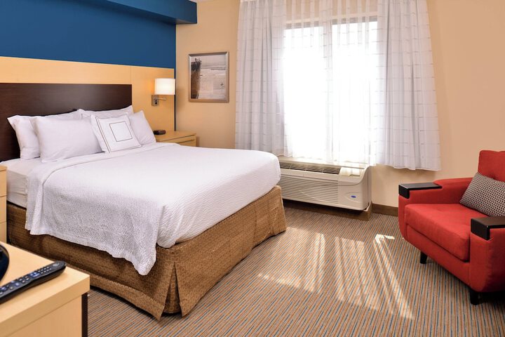 Room 14 of 48