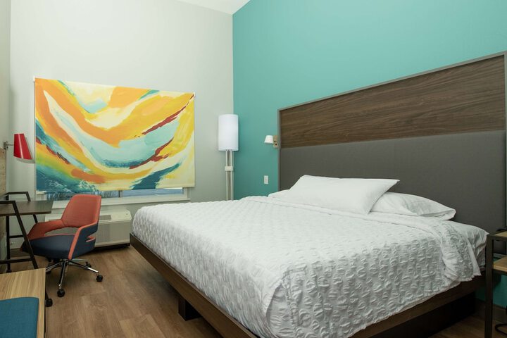Room 16 of 39