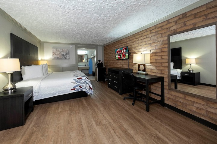 Room 29 of 29