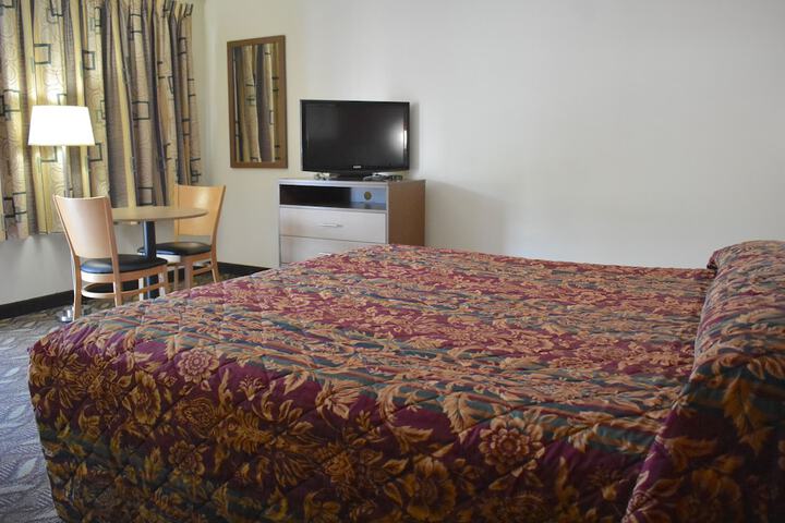 Room 18 of 51