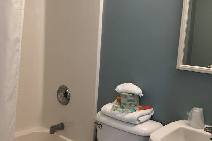 Room 105 of 111