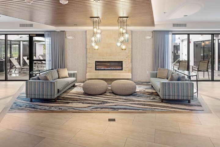 Hotel Interior 10 of 40