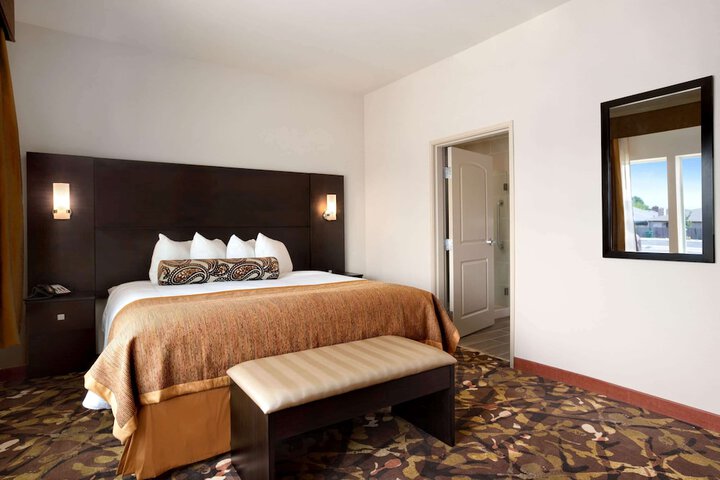 Room 18 of 23