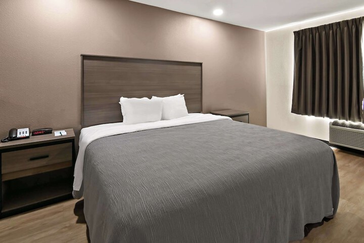 Room 16 of 45