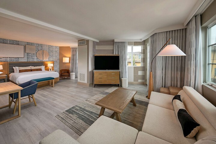 Inn at the Pier Pismo Beach Curio Collection by Hilton
