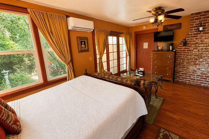 Glen Morey Country House B & B Inn
