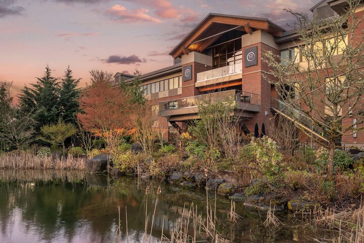 Best Western Premier Boulder Falls Inn