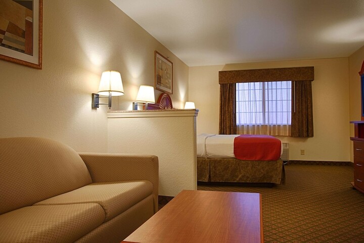 Room 12 of 18
