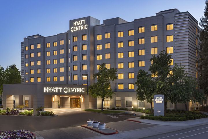 Hotel 6 of 75