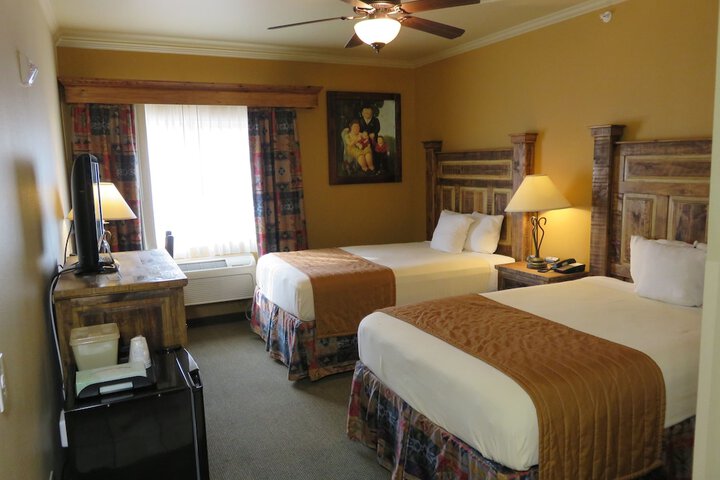 Room 19 of 38