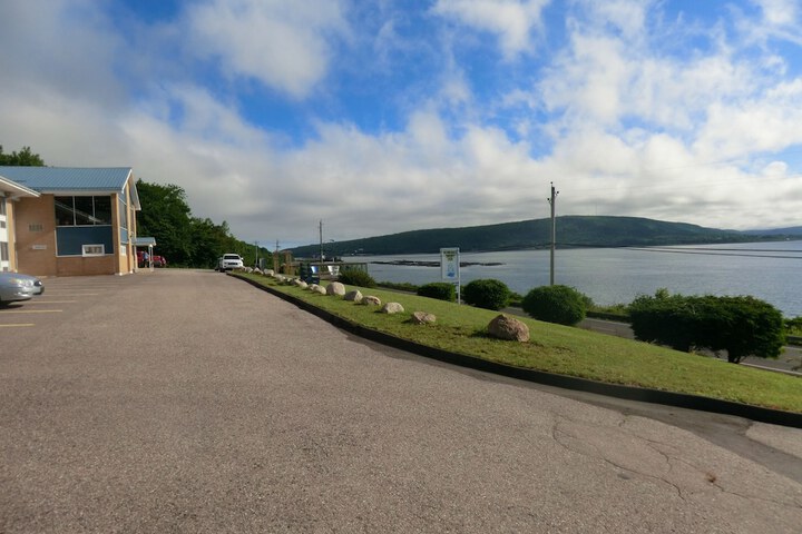 Admiral Digby Inn