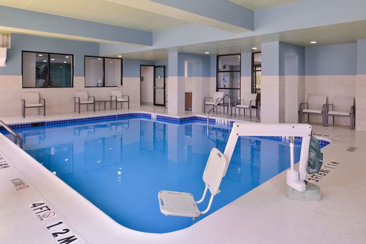 Holiday Inn Express Hotel & Suites Mesquite by IHG