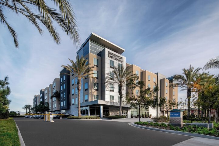 Homewood Suites by Hilton Anaheim Resort – Convention Center